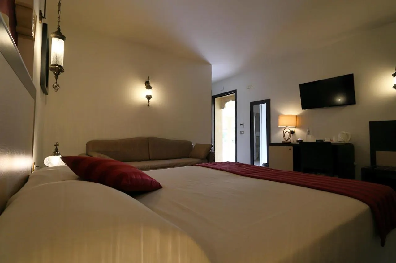 Pensión Riad Comfort Rooms San Vito Lo Capo